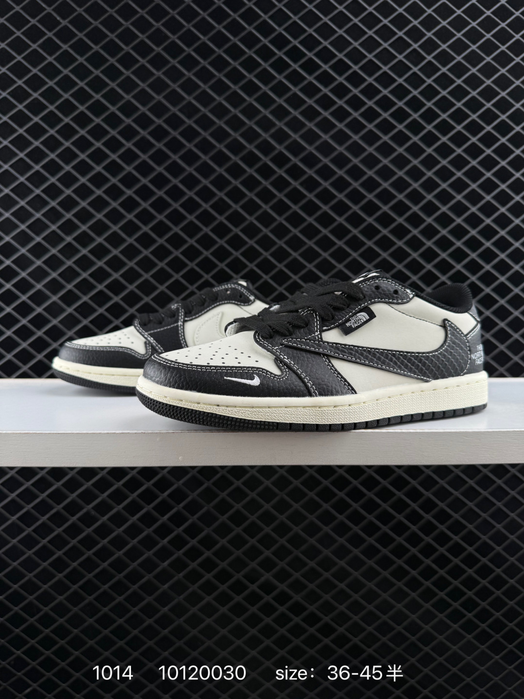 Travis Scott x Air Jordan 1 ” Reverse Mocha “